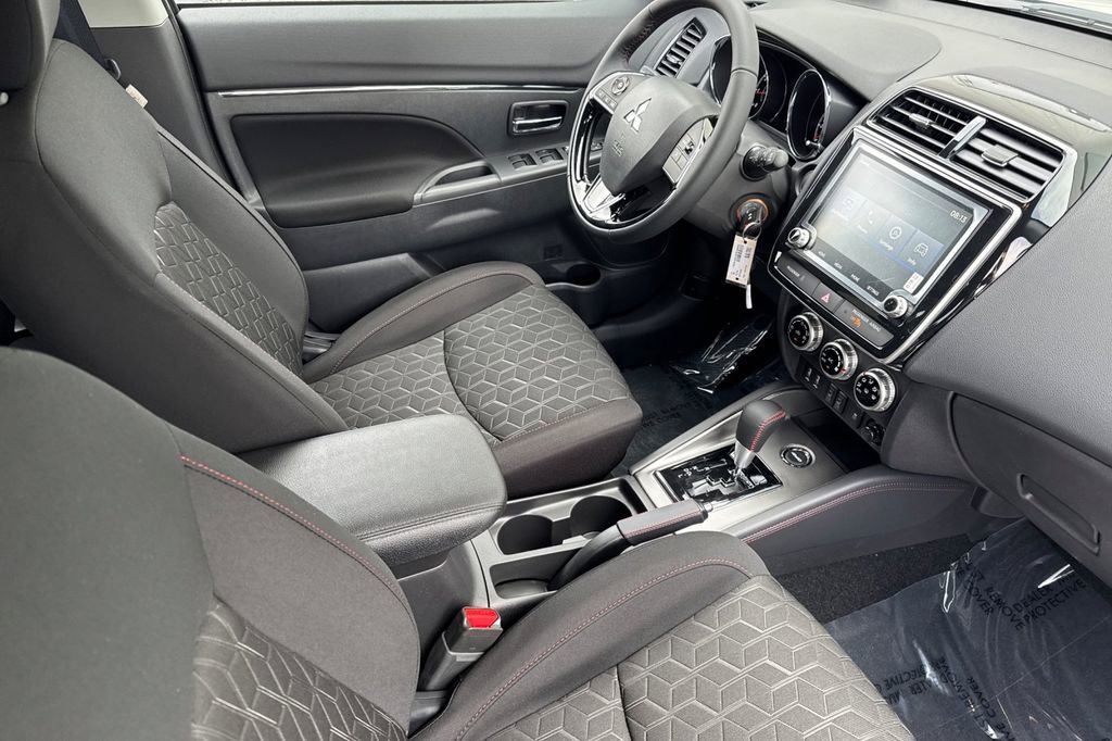 New 2026 Mitsubishi Outlander Sport LE AWD/4WD image 16