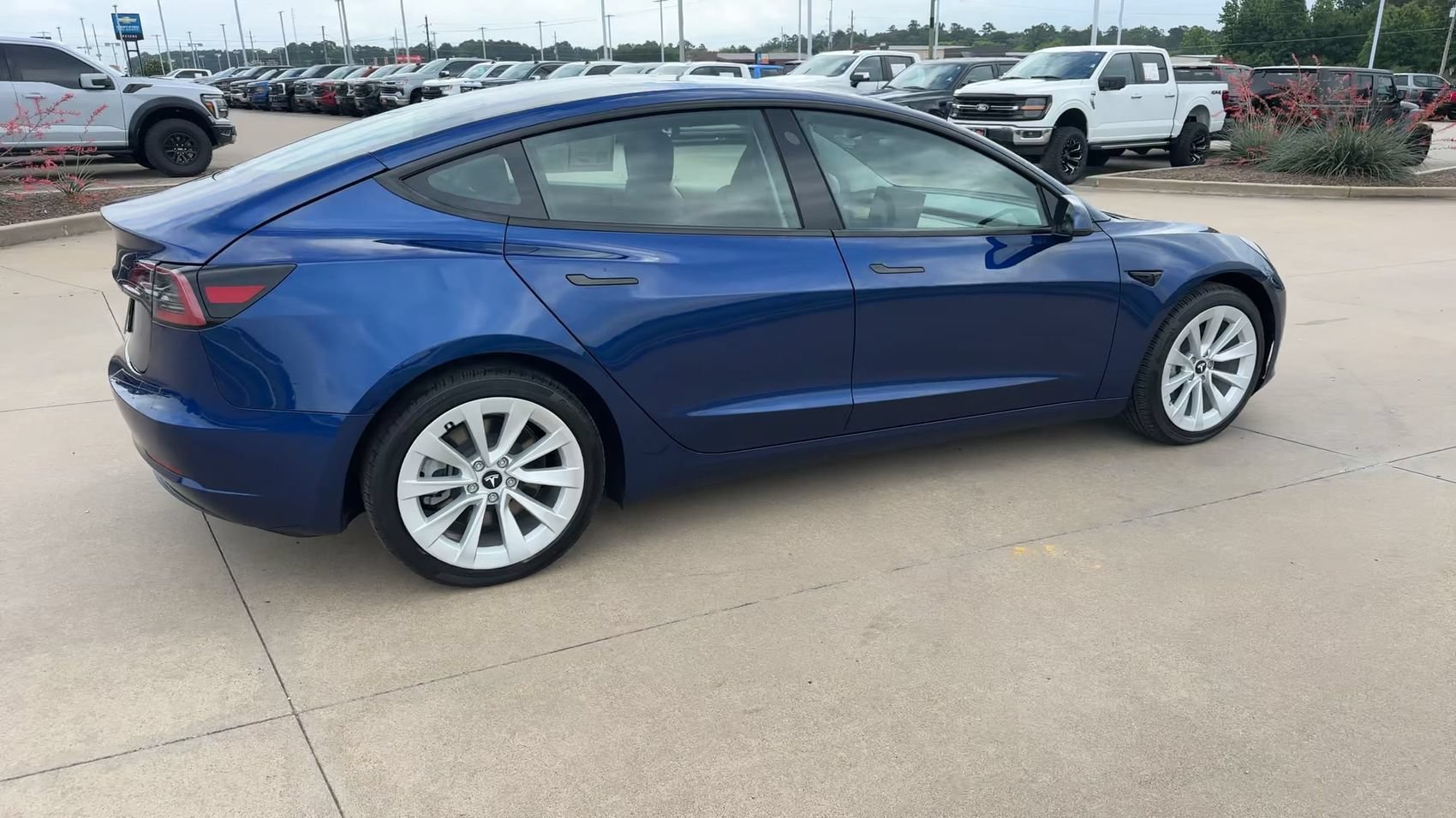 Used 2023 Tesla Model 3 Long Range AWD/4WD image 8