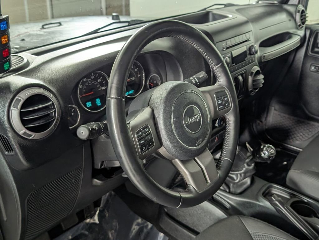 Used 2017 Jeep Wrangler Sport image 11