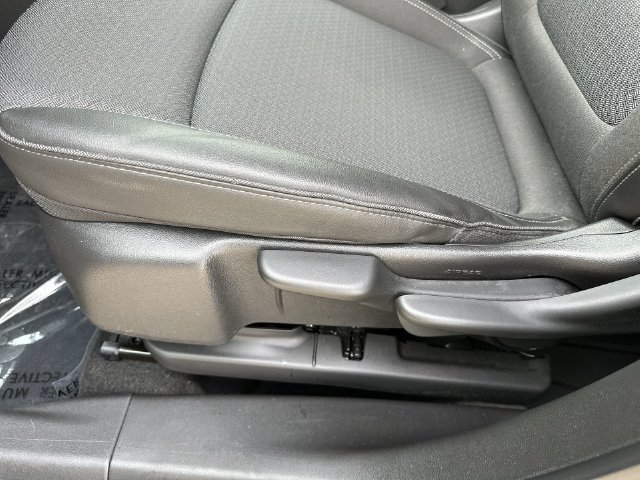 Certified 2024 Buick Encore GX Preferred AWD/4WD image 16