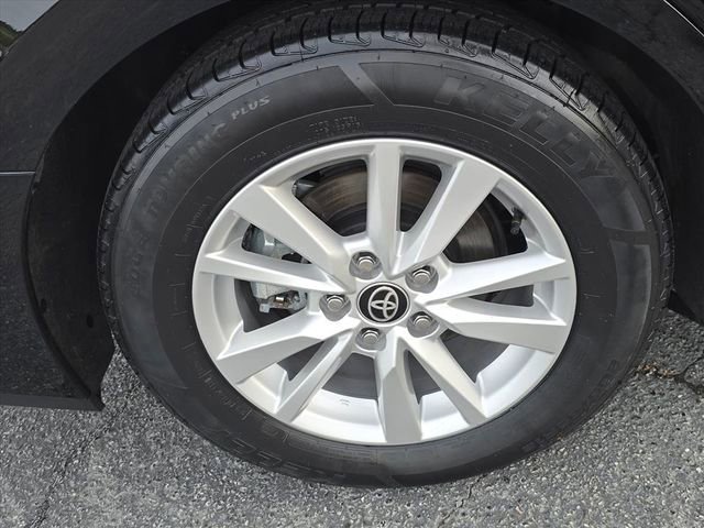 Used 2025 Toyota Camry LE image 15