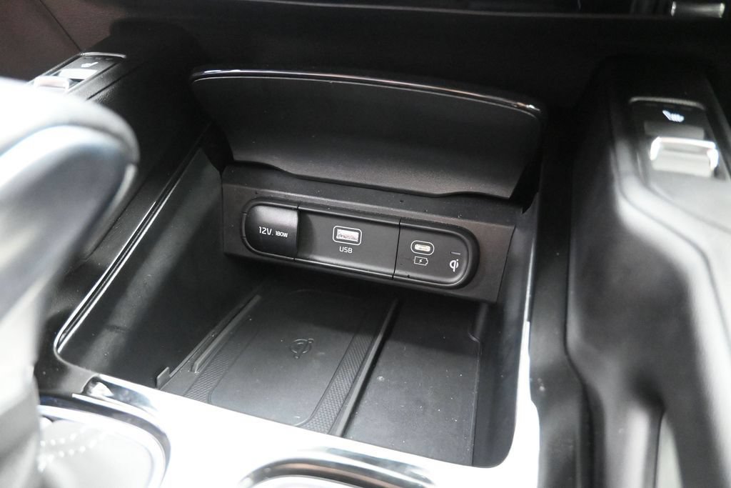 Used 2025 Kia Telluride S AWD/4WD image 13