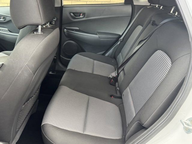 Used 2018 Hyundai Kona SEL FWD image 21