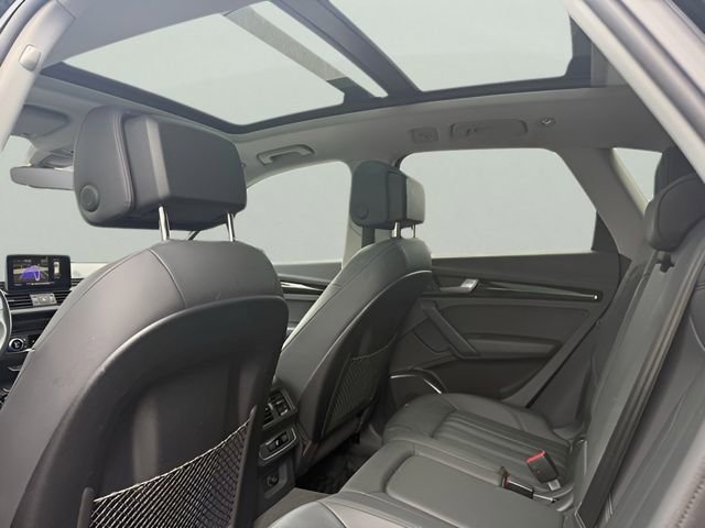 Used 2020 Audi Q5 2.0T Premium w/ Convenience Package image 9