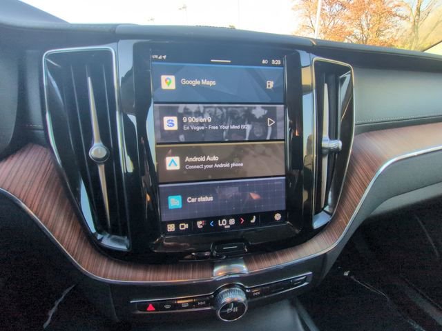 Used 2024 Volvo XC60 T8 Ultimate w/ Protection Package Premier image 29