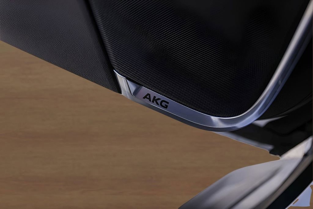 Certified 2023 Cadillac Escalade Premium Luxury image 23