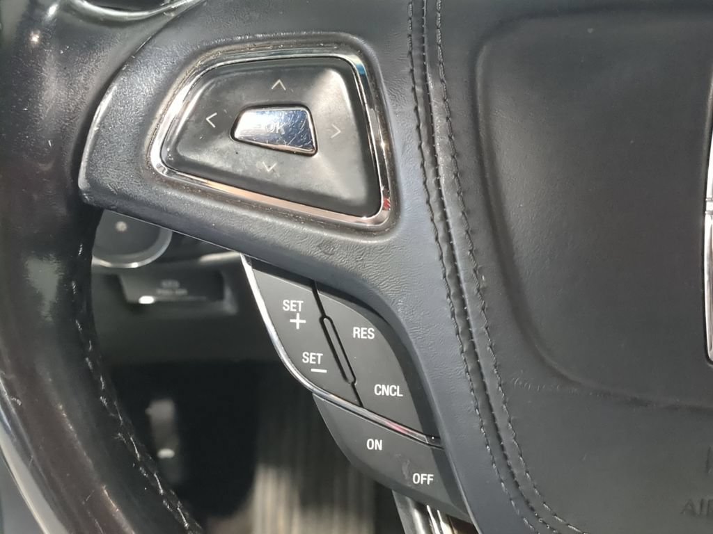 Used 2017 Lincoln MKZ Reserve FWD image 29