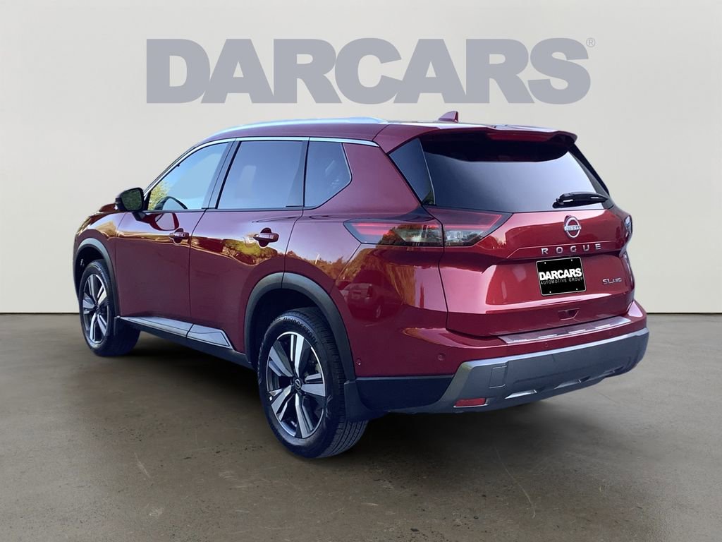 Used 2025 Nissan Rogue SL image 5