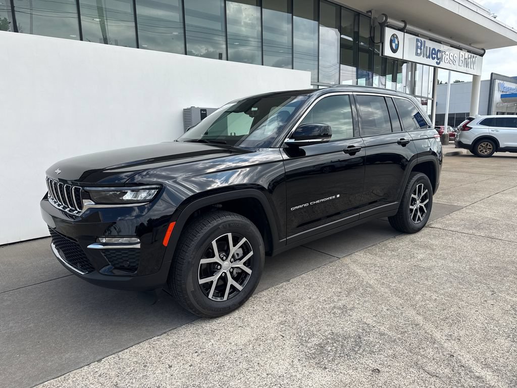 Used 2025 Jeep Grand Cherokee Limited w/ Luxury Tech Group II