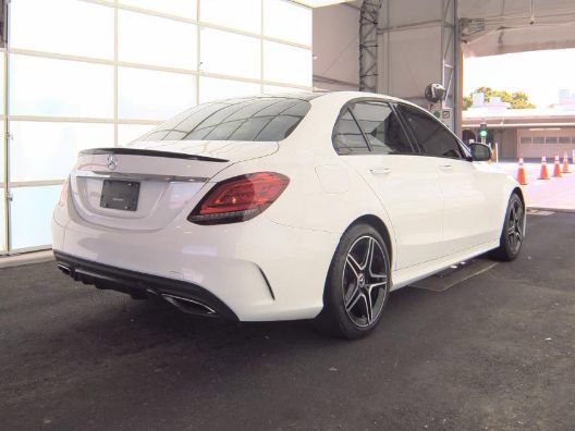Used 2019 Mercedes-Benz C 300 4MATIC Sedan image 4