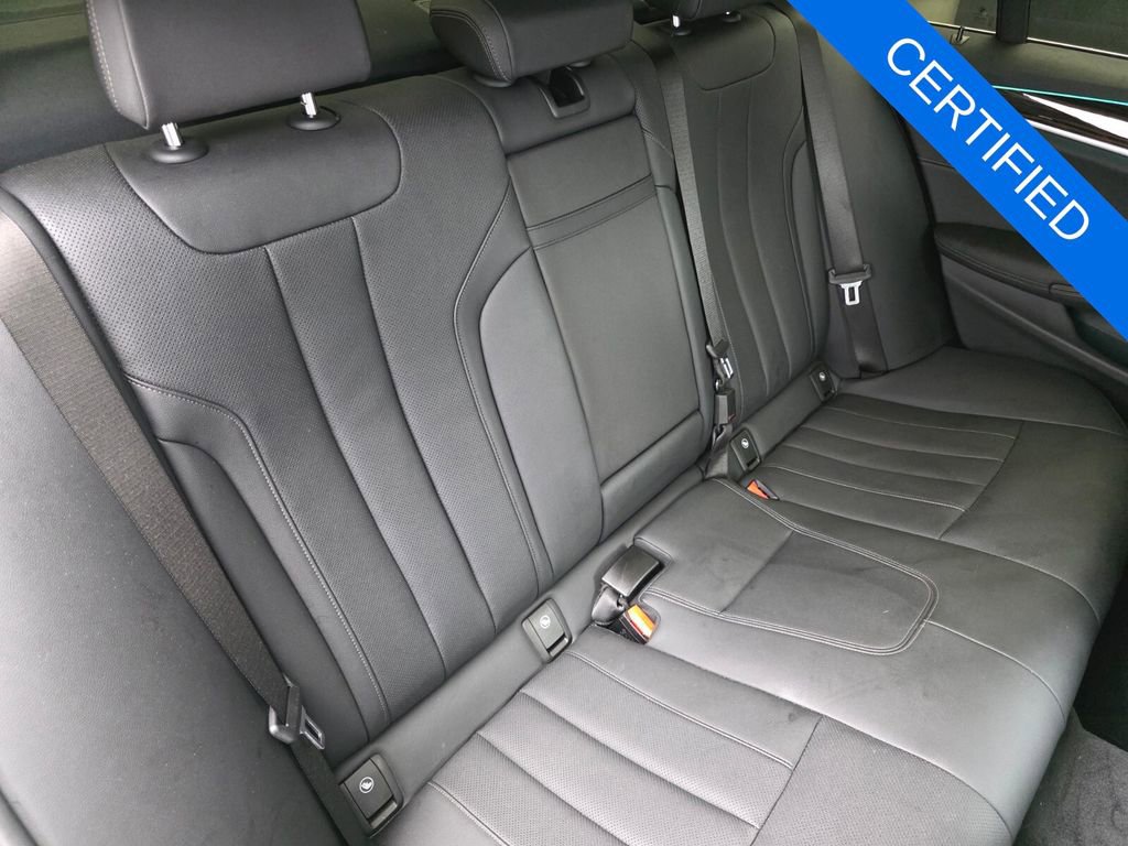Used 2021 BMW 540i w/ Convenience Package RWD image 27