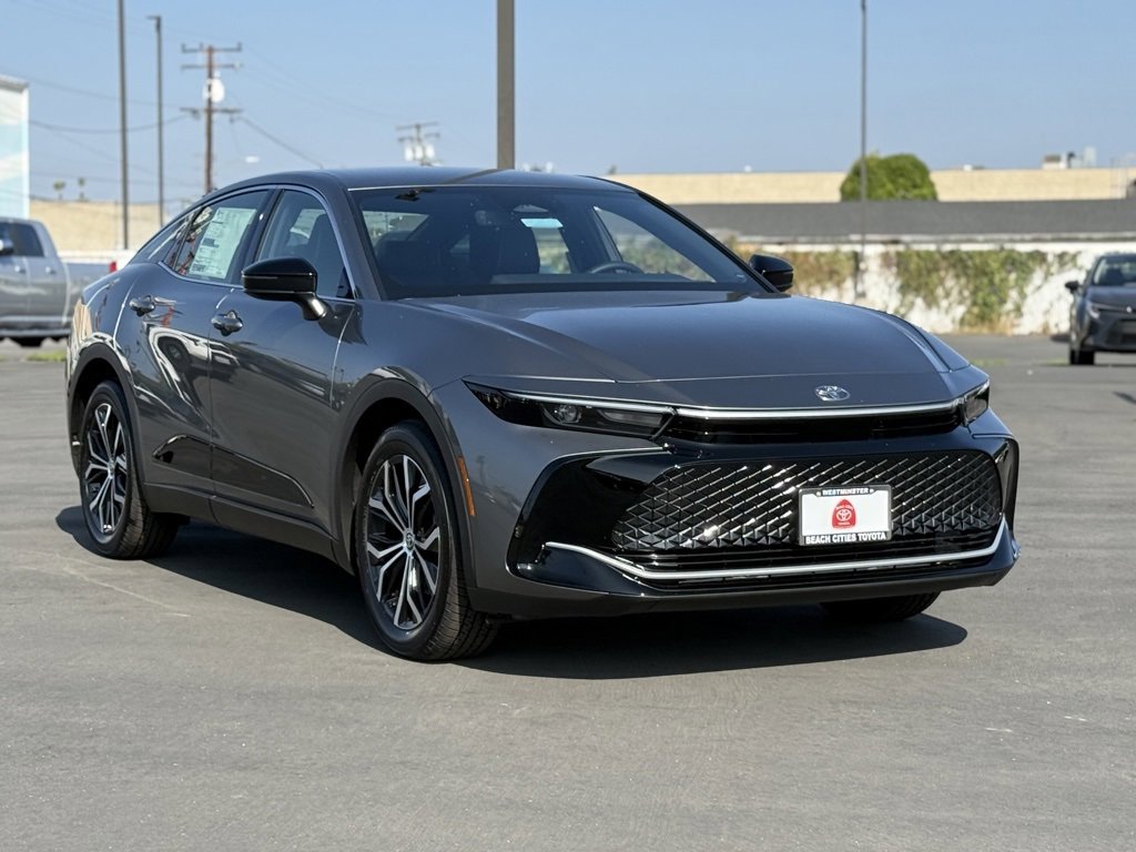 New 2026 Toyota Crown XLE image 2