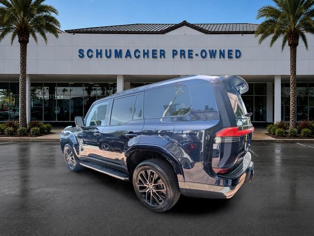 Used 2025 Lexus GX 550 w/ Cold Area Package AWD/4WD image 4