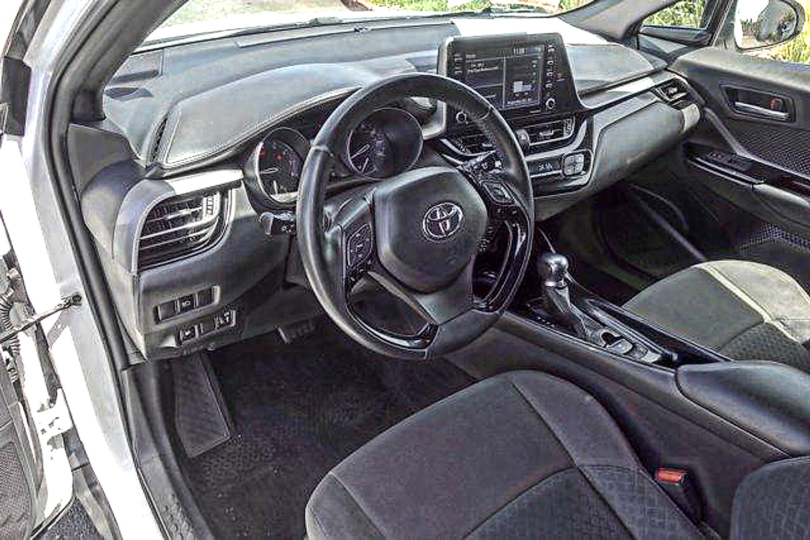 Used 2021 Toyota C-HR Nightshade FWD image 9