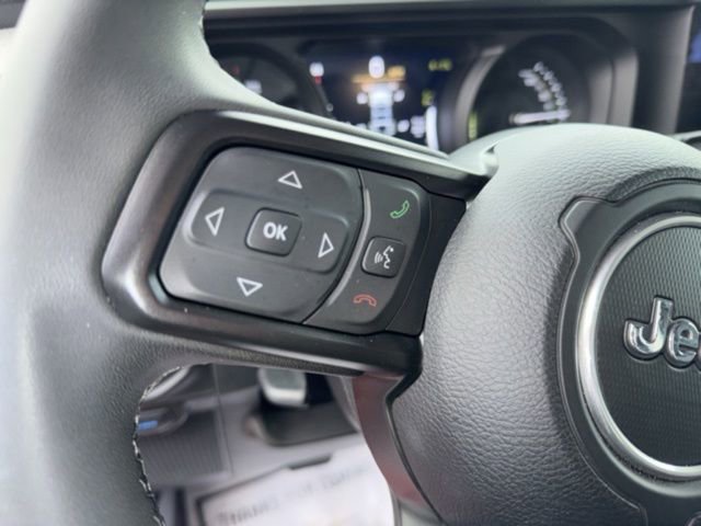 Used 2025 Jeep Wrangler Willys 4xe image 12