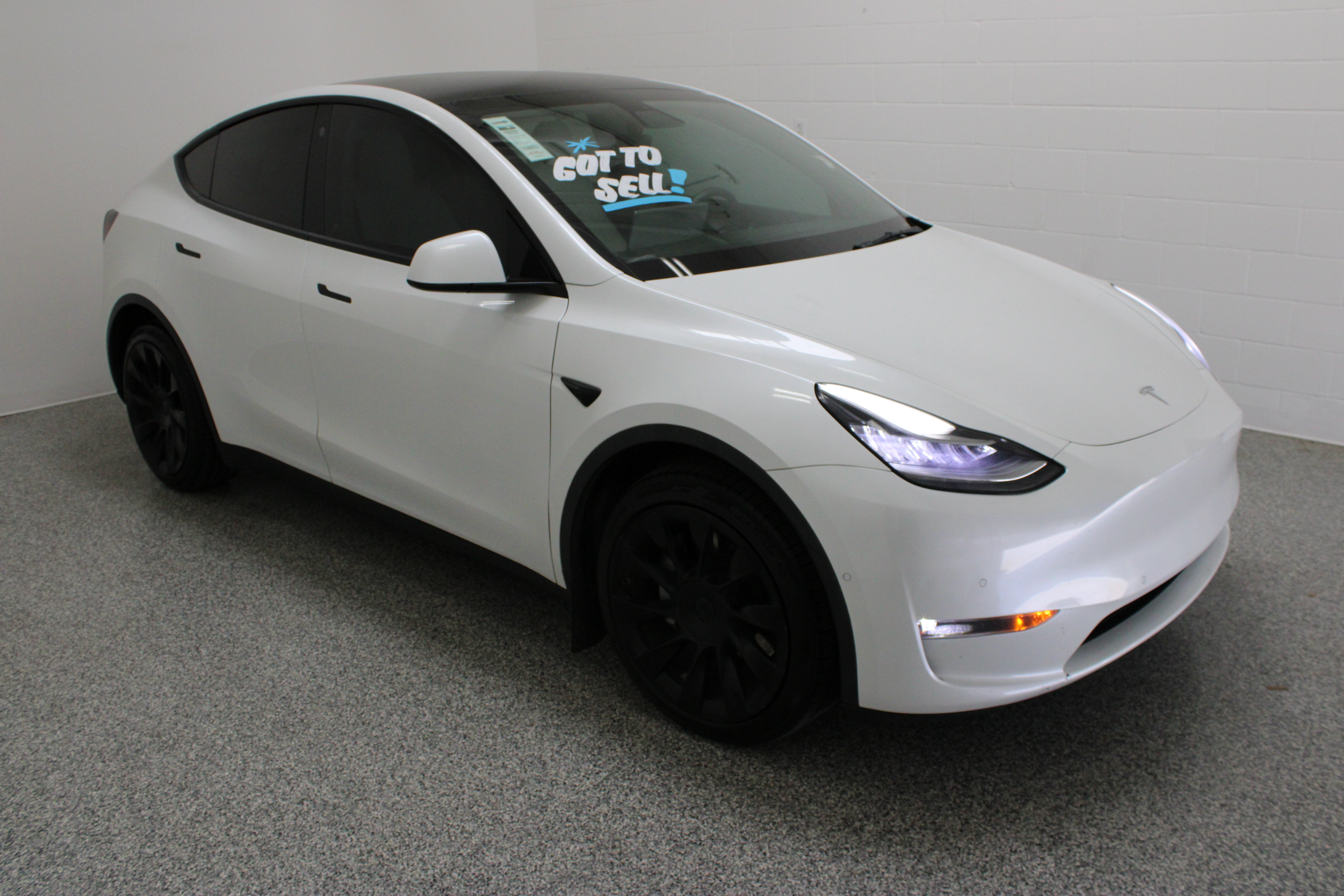 Used 2021 Tesla Model Y Long Range AWD/4WD image 4