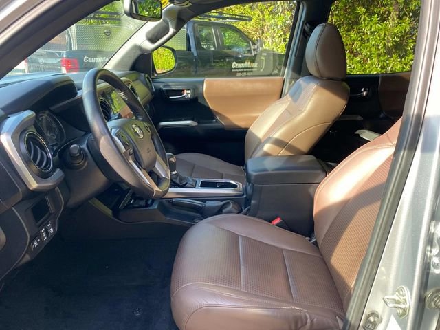 Used 2017 Toyota Tacoma Limited image 8