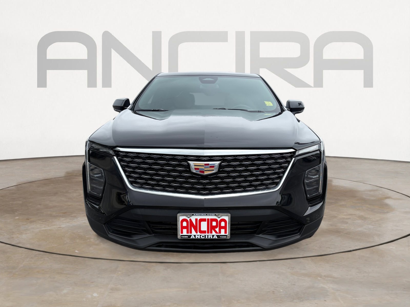Used 2024 Cadillac XT4 Luxury w/ LPO, Floor Liner Package FWD image 5