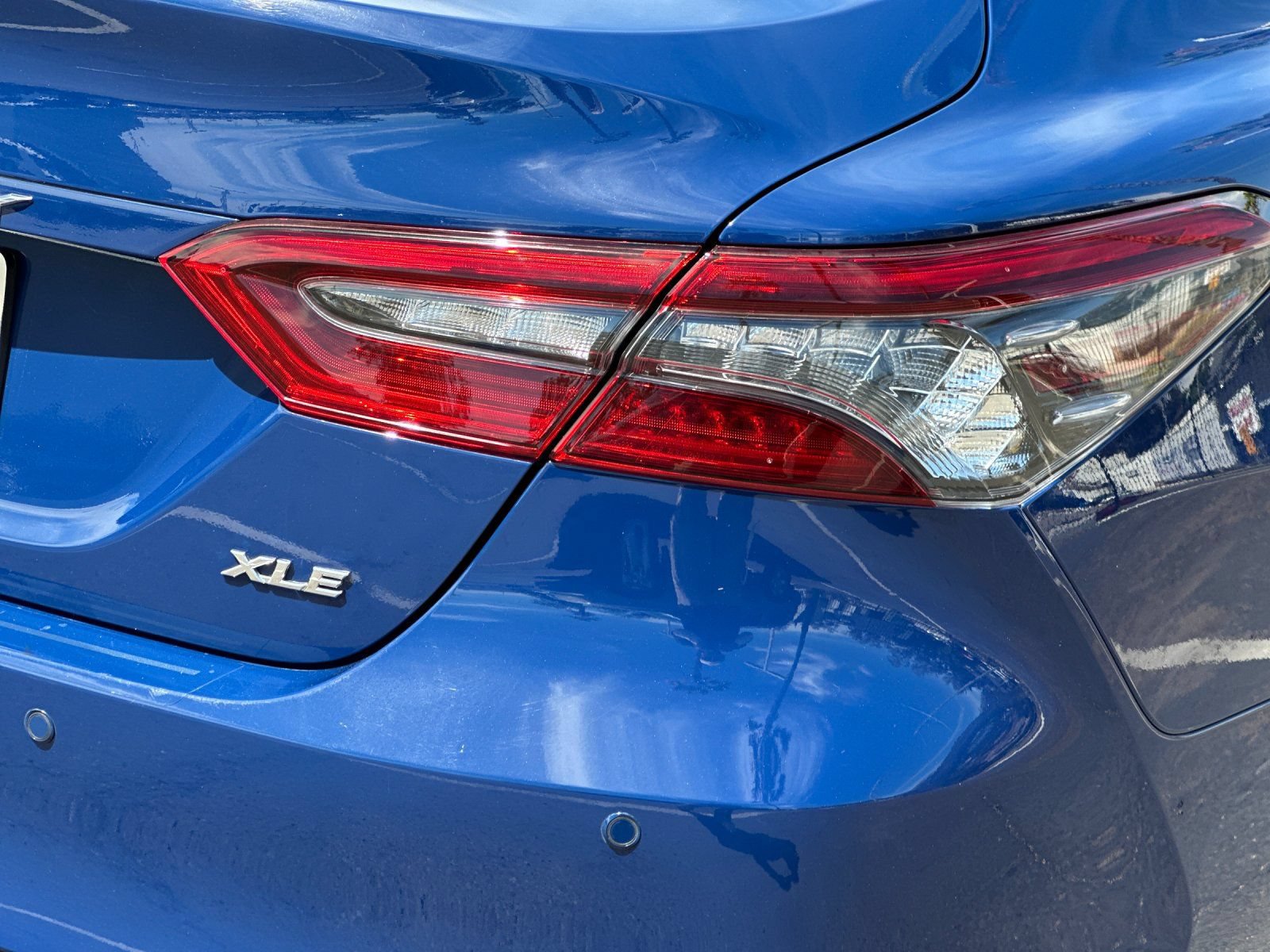 Used 2023 Toyota Camry XLE w/ Navigation Package FWD image 24