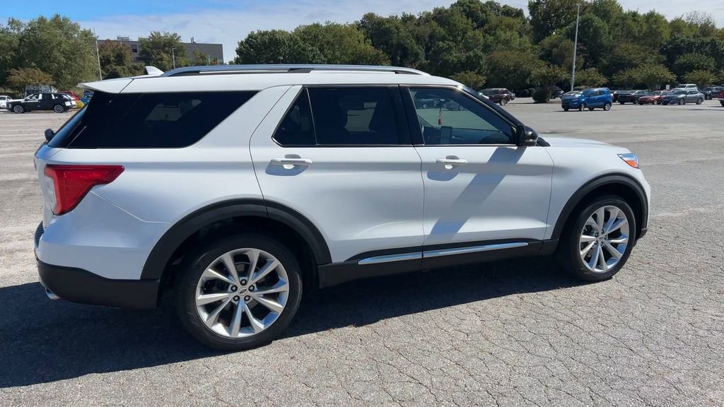 Used 2022 Ford Explorer Platinum w/ Equipment Group 601A image 6