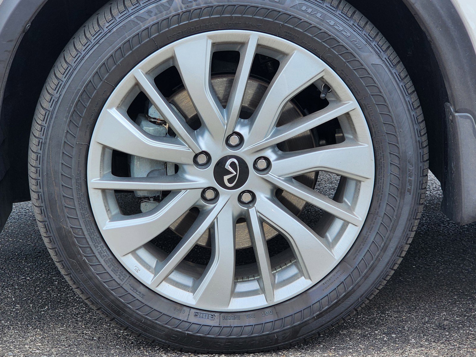 Certified 2025 INFINITI QX50 Luxe image 6