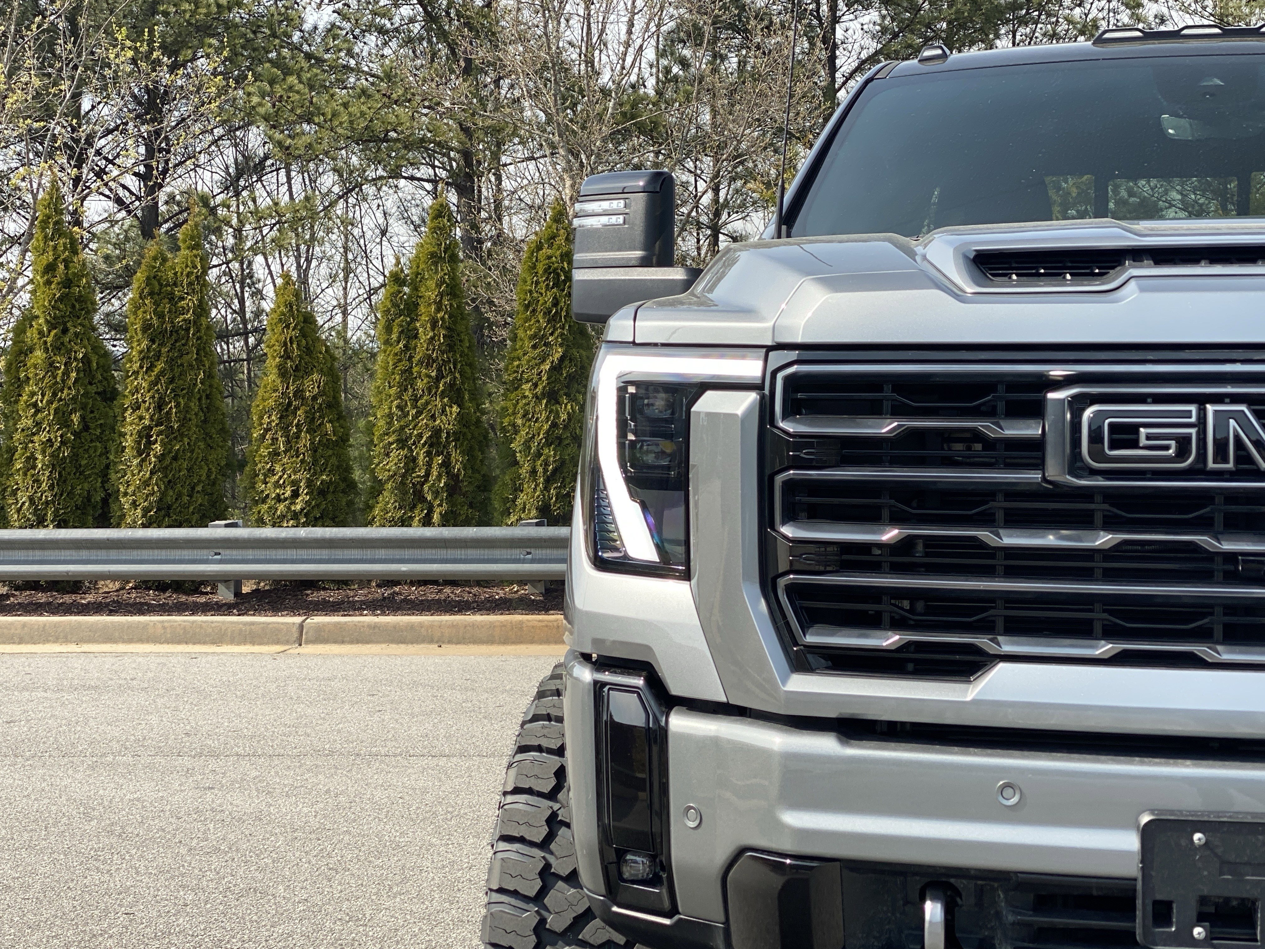 Used 2025 GMC Sierra 2500 AT4 w/ AT4 Premium Plus Package image 18