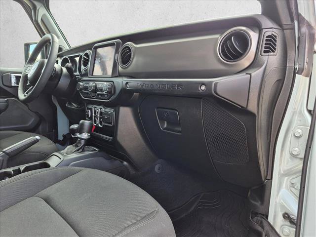 Used 2023 Jeep Wrangler Unlimited w/ Cold Weather Group AWD/4WD image 20
