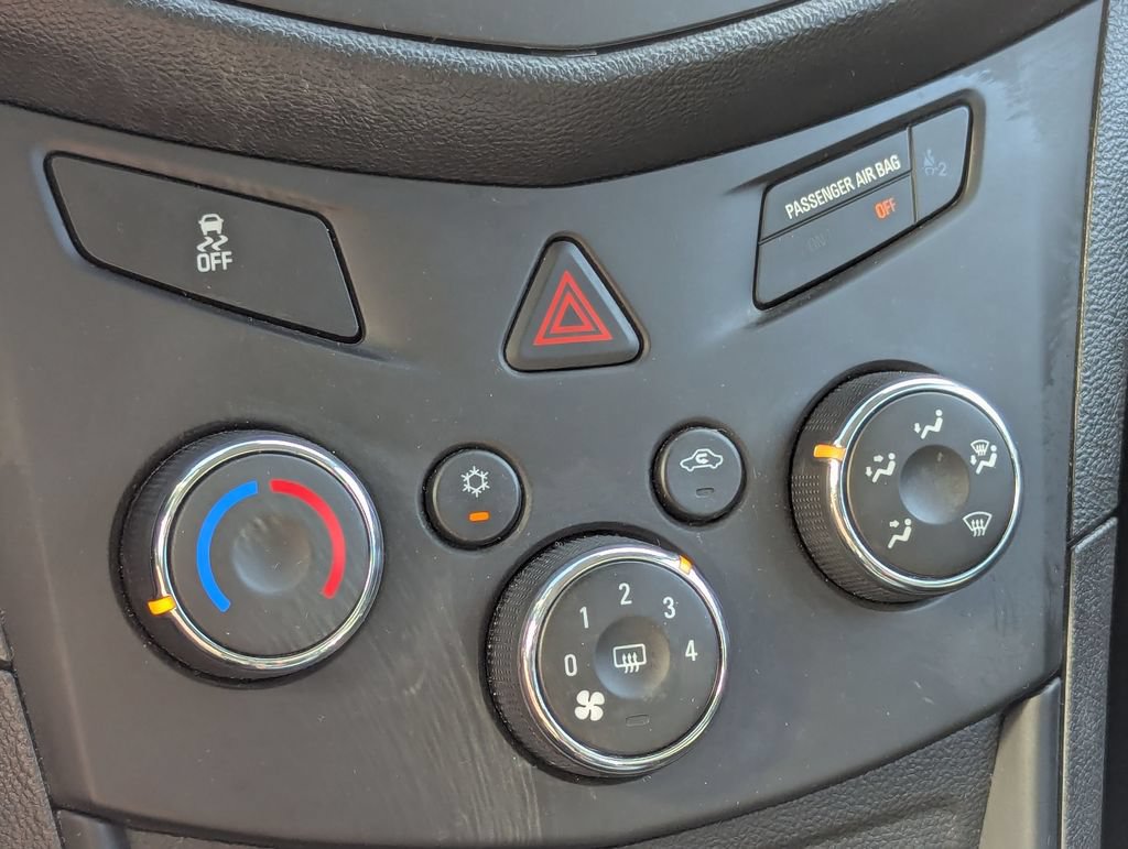 Used 2016 Chevrolet Trax LS FWD image 17