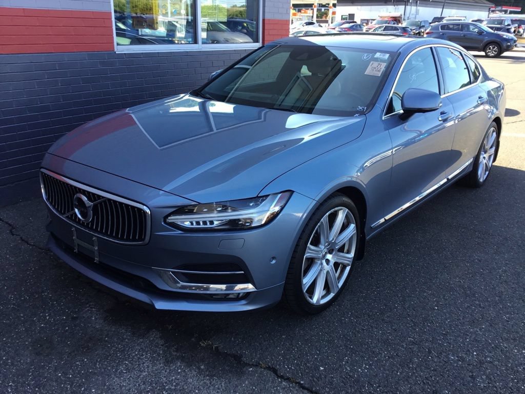 Used 2017 Volvo S90 T6 Inscription w/ Vision Package AWD/4WD image 3