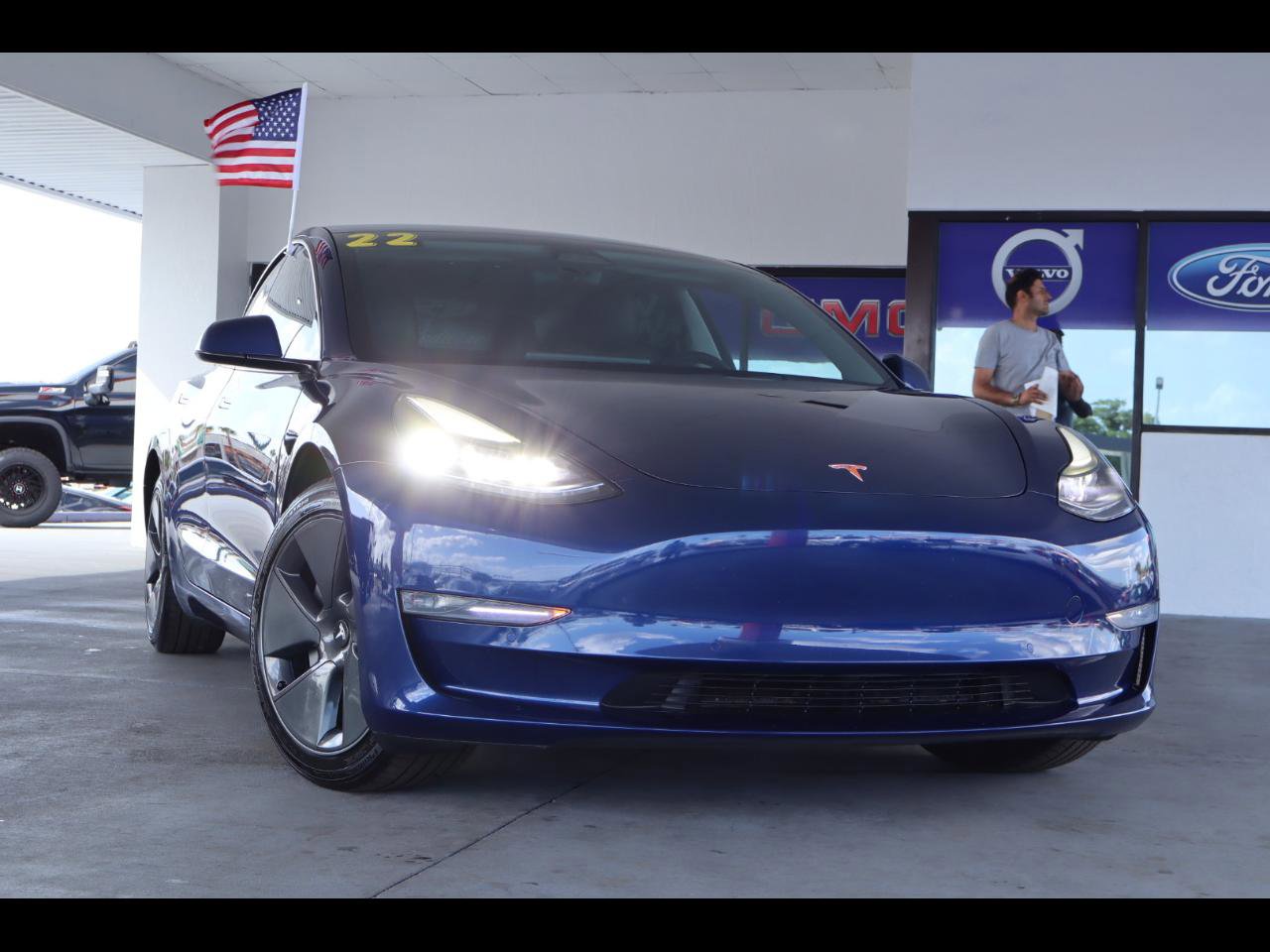 Used 2022 Tesla Model 3 Long Range image 1