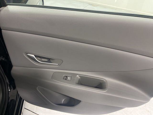 New 2026 Hyundai Elantra Sport image 24