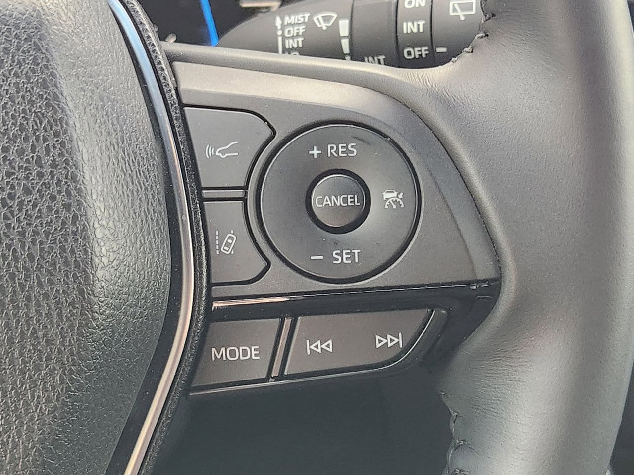 Used 2024 Toyota Venza Nightshade AWD/4WD image 27
