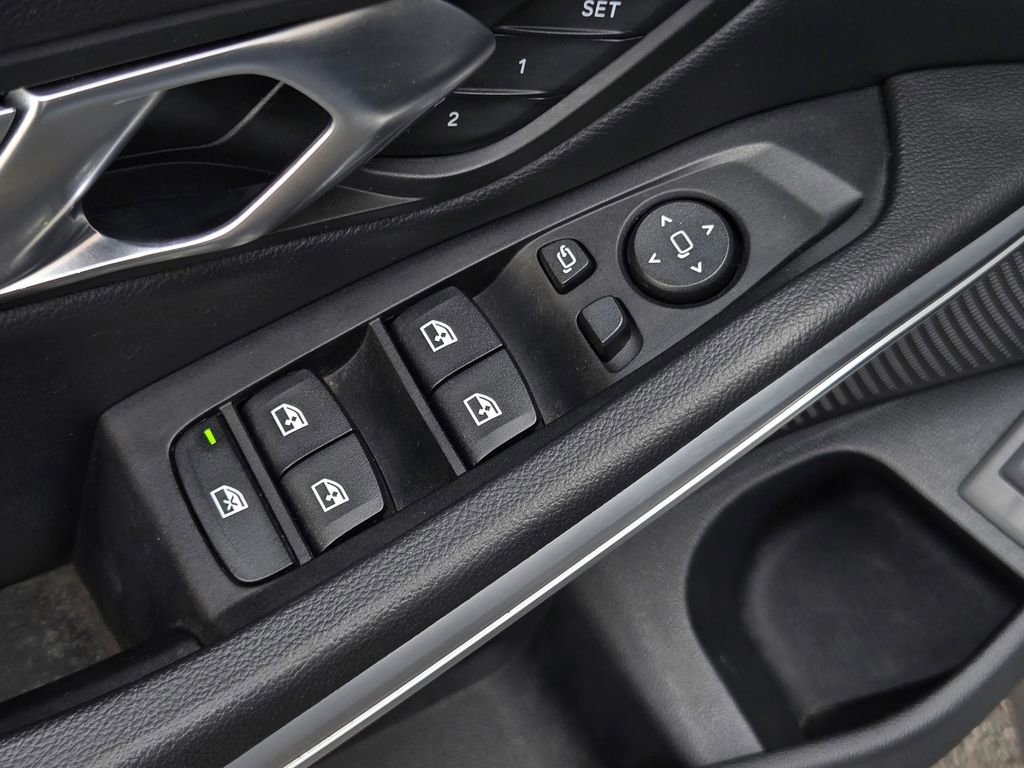 Used 2019 BMW 330i Sedan w/ Convenience Package image 11