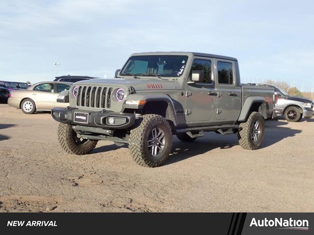 Used 2021 Jeep Gladiator Willys image 1
