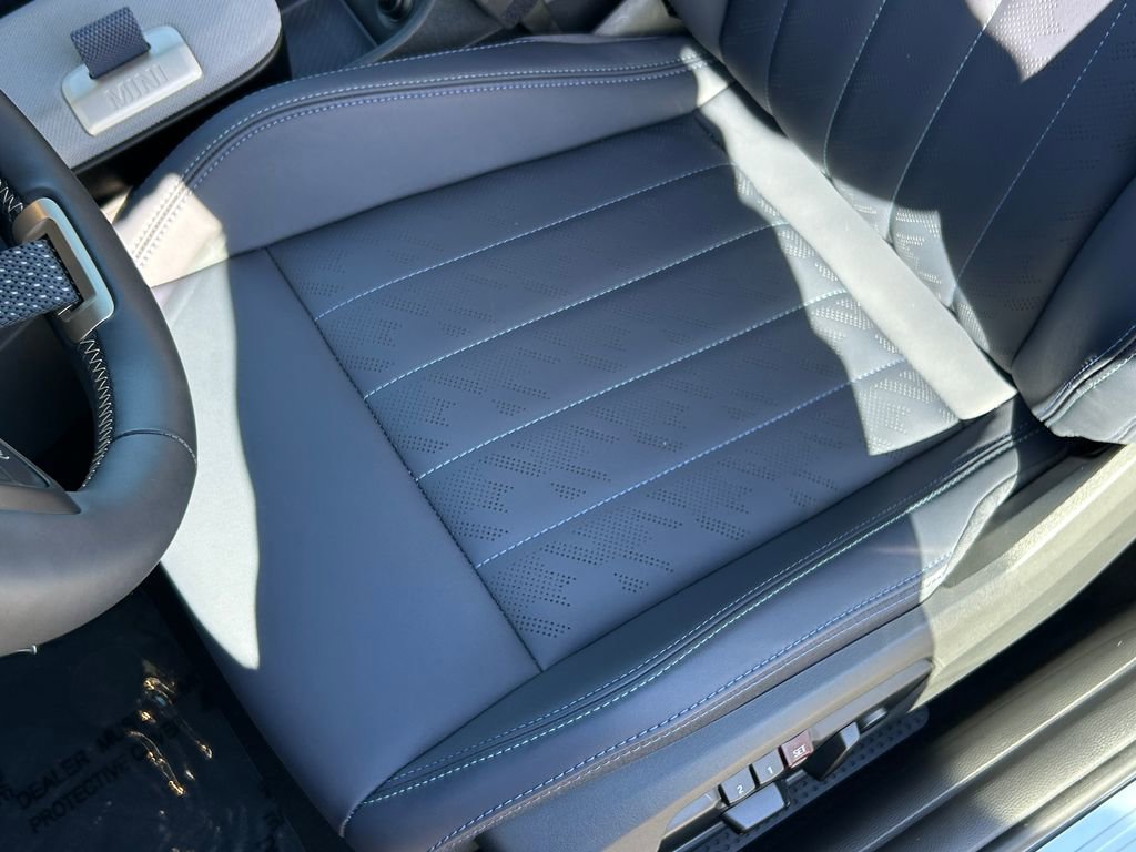Used 2025 MINI Cooper S image 15