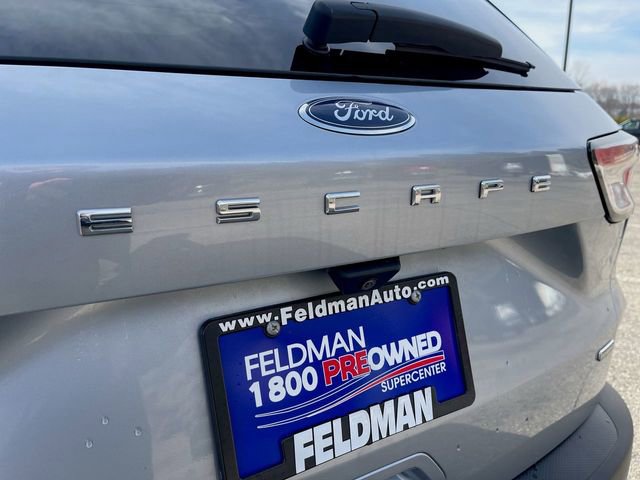 Used 2022 Ford Escape Titanium w/ Class II Trailer Tow Package image 33