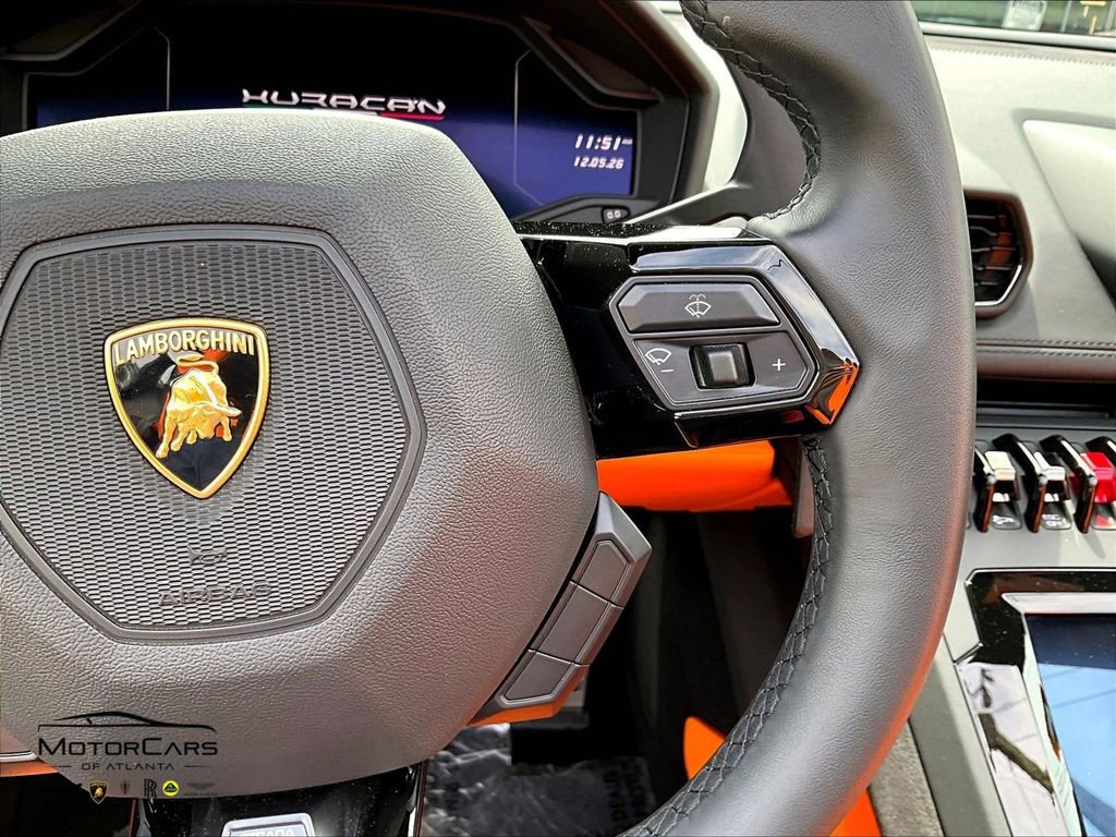 Used 2023 Lamborghini Huracan EVO RWD image 18