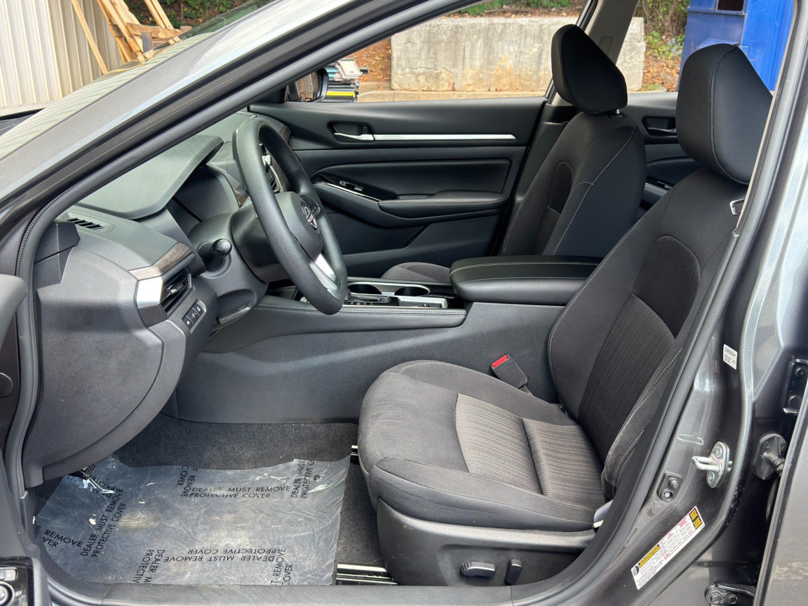 Used 2023 Nissan Altima 2.5 SV FWD image 15