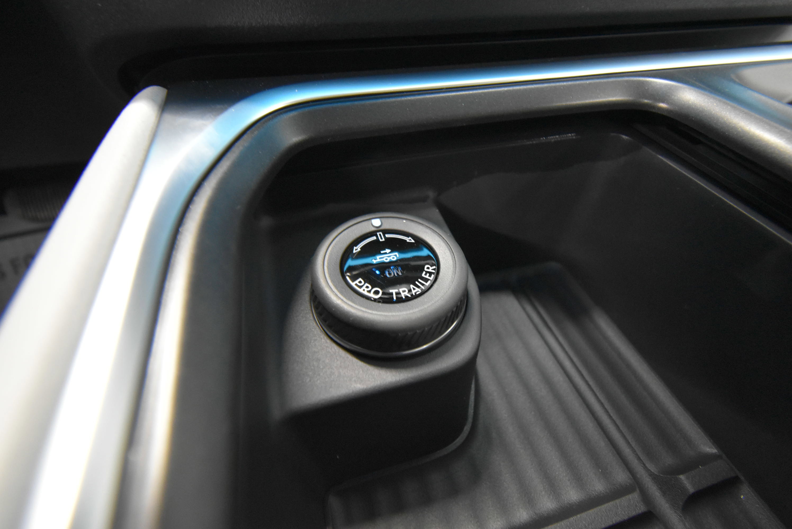 New 2026 Ford Expedition Max Platinum image 17