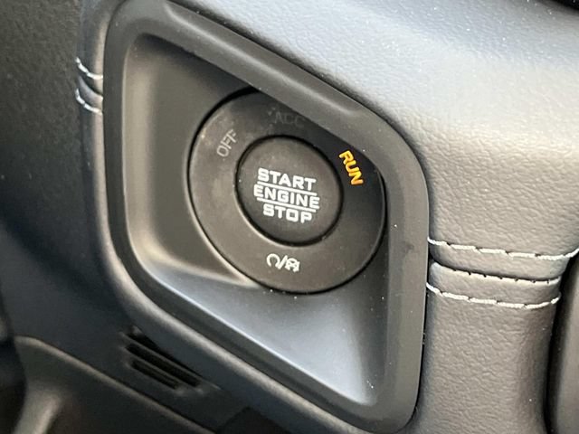 New 2026 Jeep Gladiator Mojave AWD/4WD image 32