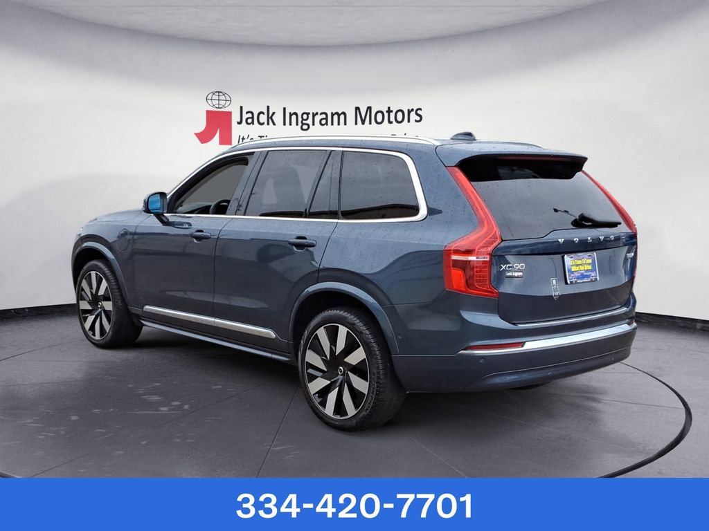 New 2025 Volvo XC90 T8 Ultra w/ Protection Package Premier image 3