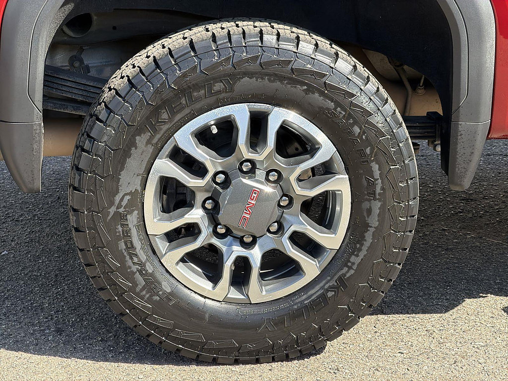 Used 2021 GMC Sierra 2500 AT4 AWD/4WD image 31