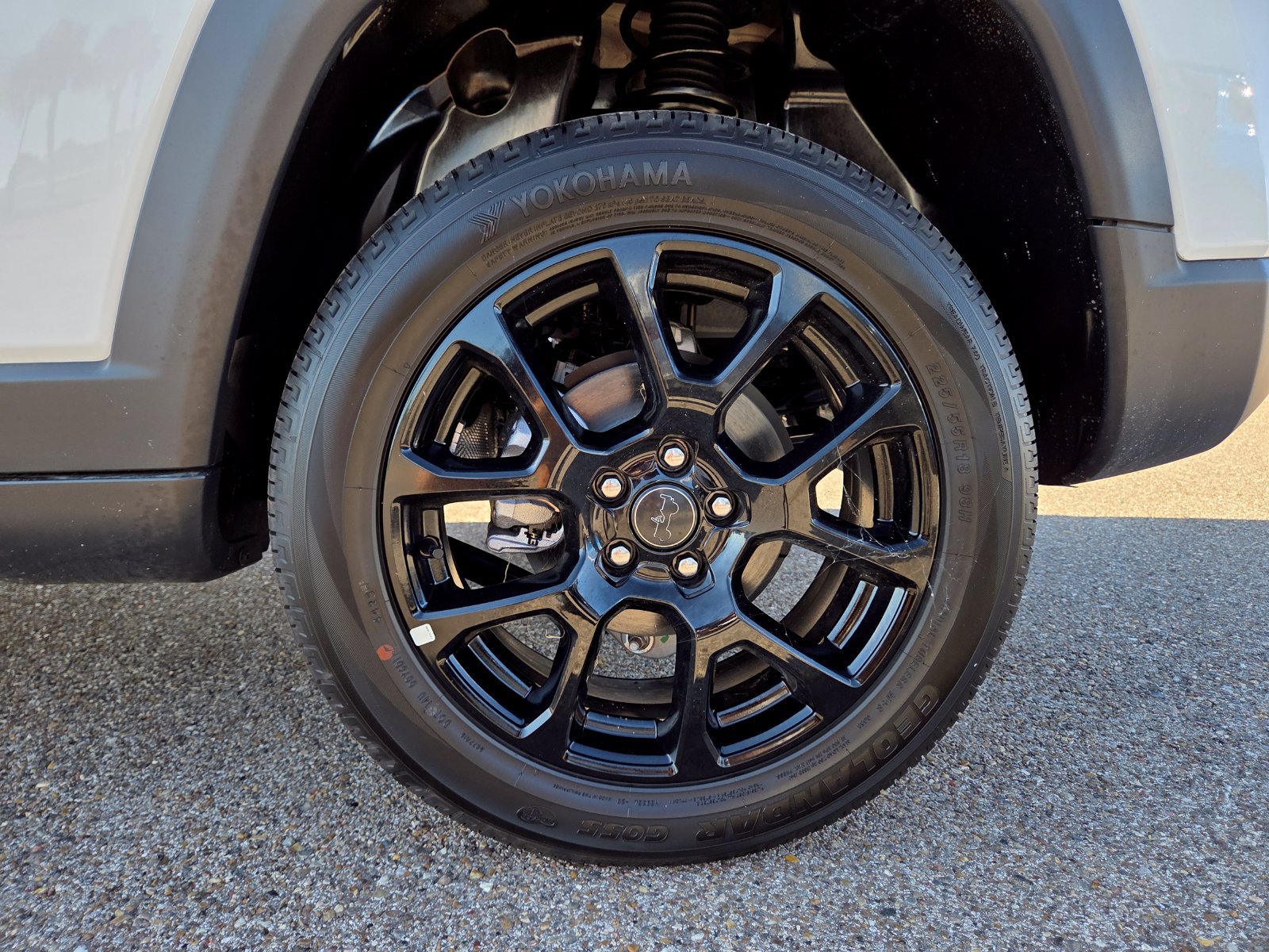 New 2026 Jeep Compass Latitude AWD/4WD image 9