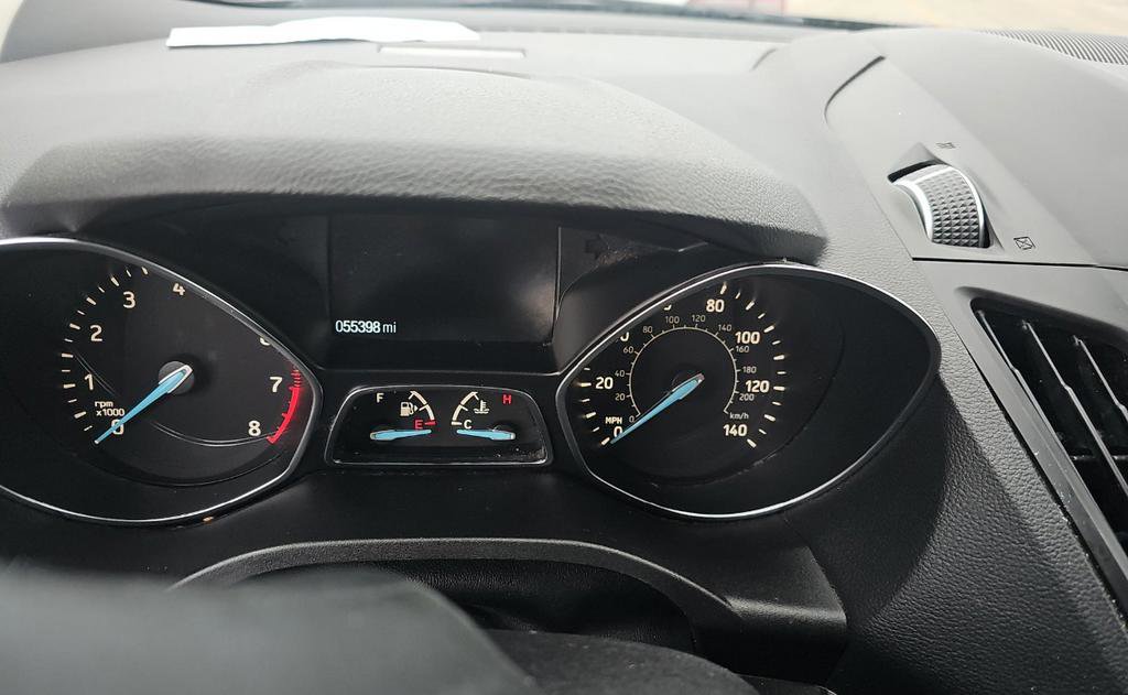 Used 2019 Ford Escape SEL image 10