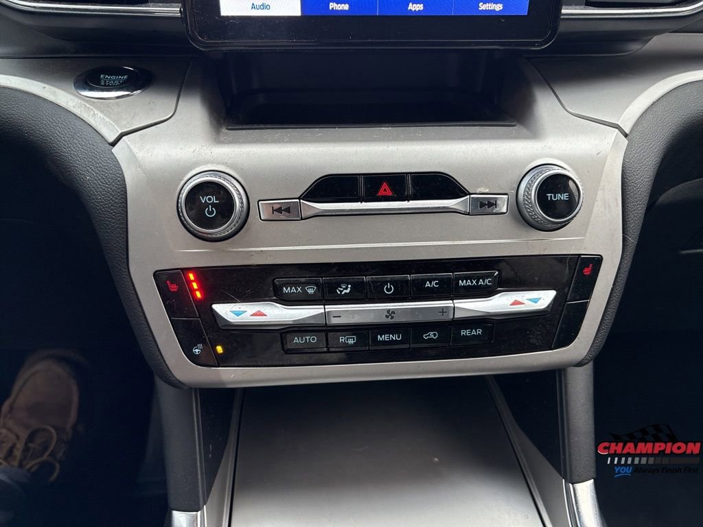 Used 2022 Ford Explorer XLT w/ Equipment Group 202A image 21