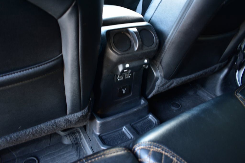Used 2022 Jeep Wrangler Unlimited Sahara image 23
