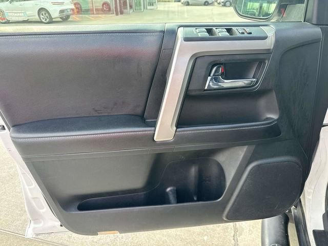 Used 2016 Toyota 4Runner SR5 Premium image 24