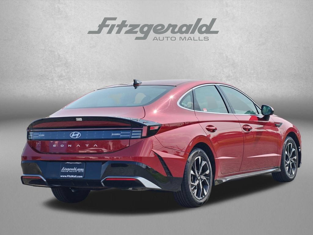 Used 2025 Hyundai Sonata SEL FWD image 8