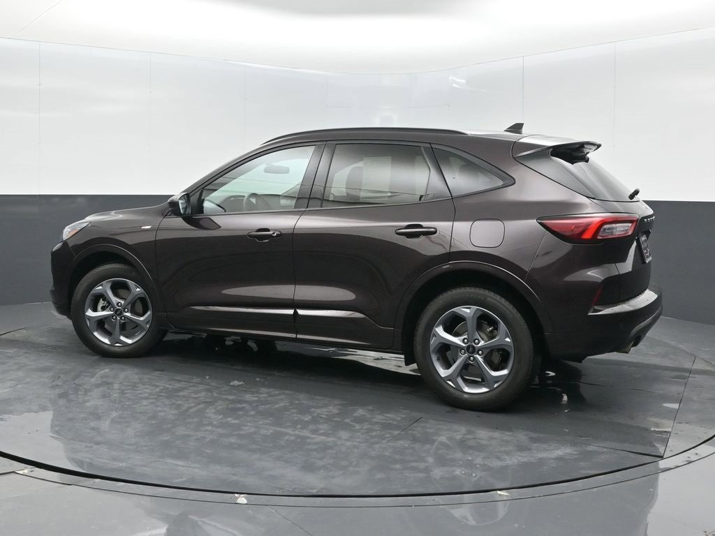 Used 2023 Ford Escape ST-Line Select w/ Tech Pack #1 image 5