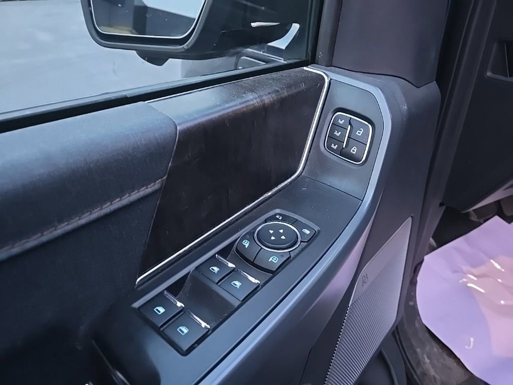 Used 2023 Ford F150 Lightning Lariat w/ Equipment Group 511A High image 13